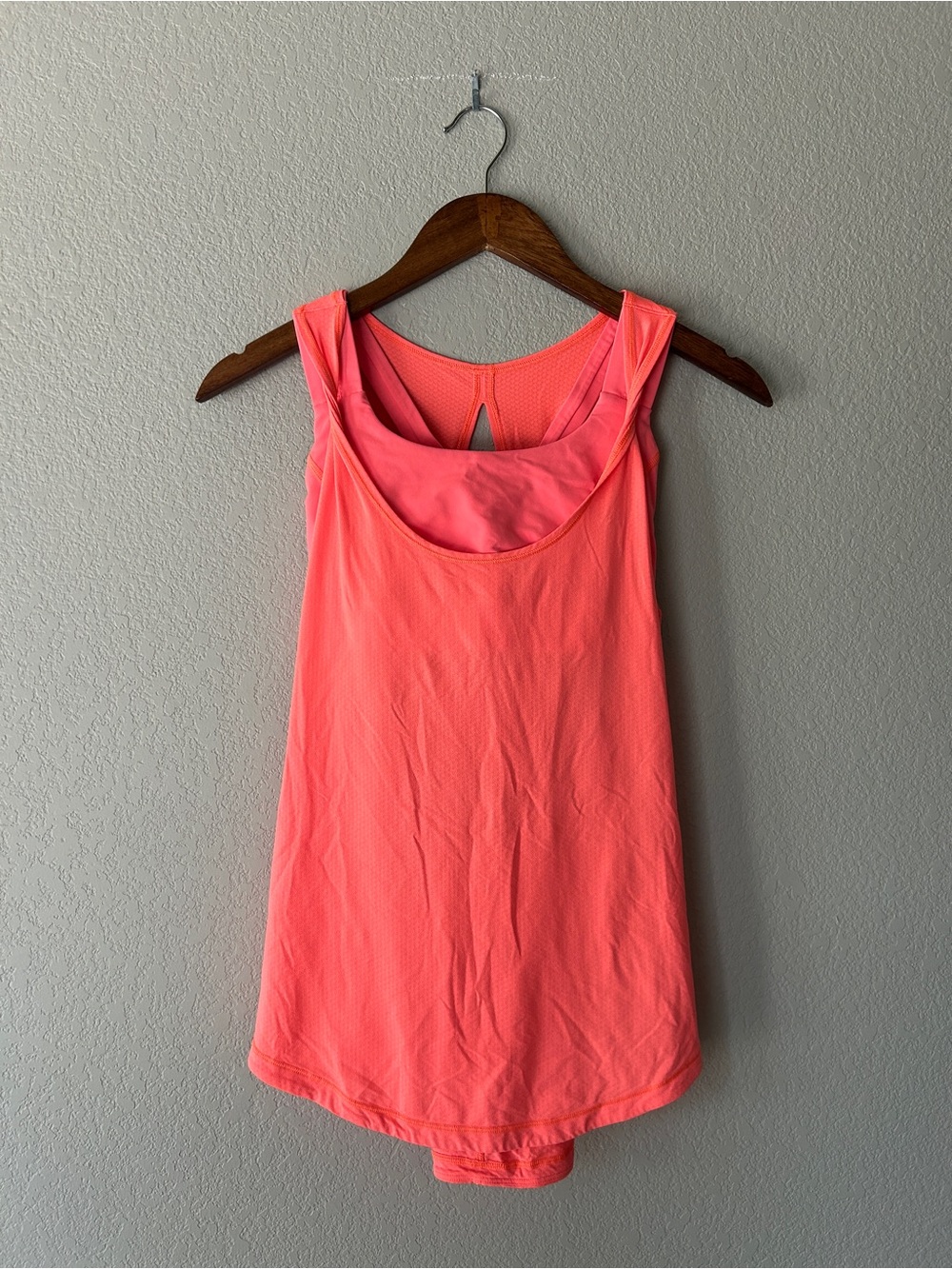 lululemon athletica Coral Pink Performance Tank size small
